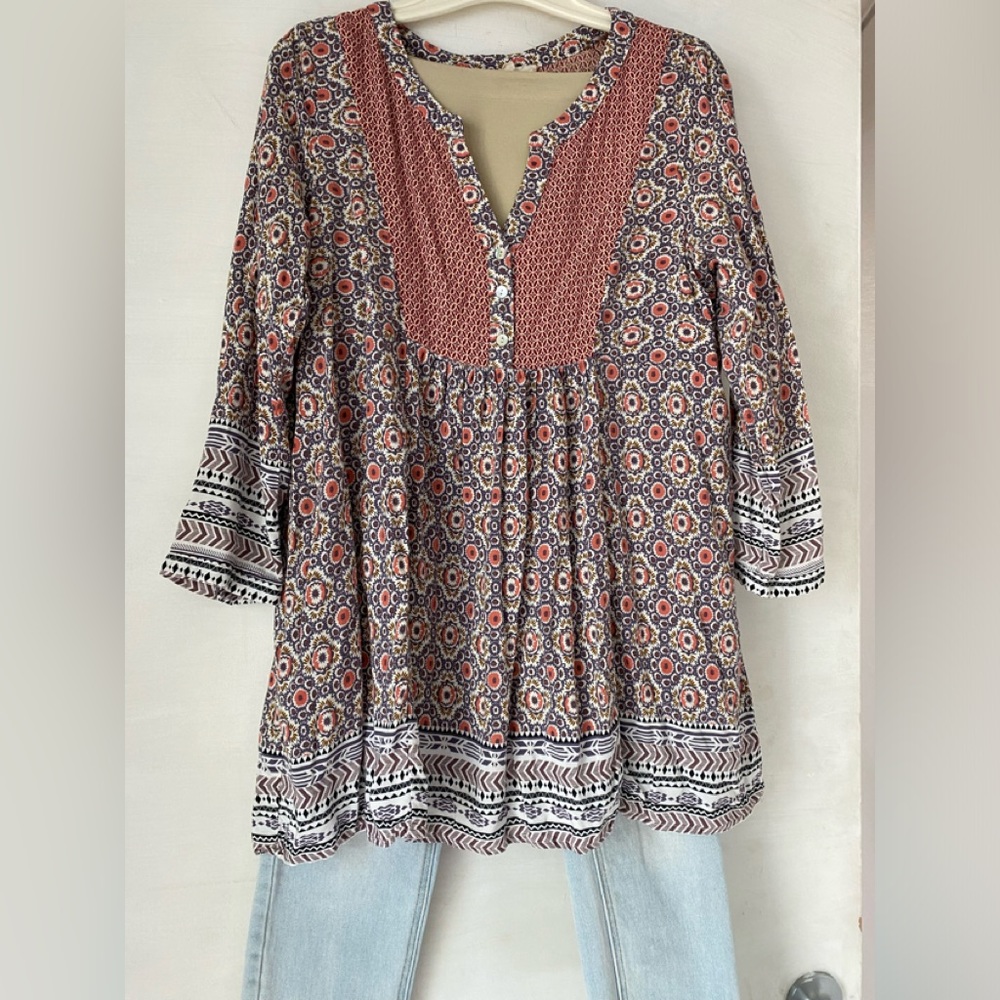 Maternity Outfit - Blue Savvy Size L Maternity Slightly Frayed Jeans - Picture 2 of 9